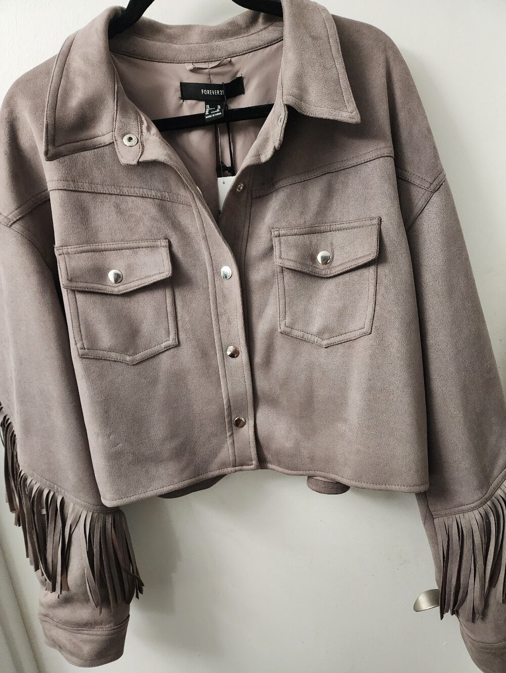 NWT SHORT JACKET WITH FRINGE SIZE XLARGE FULLY LINED BY FOREVER 21